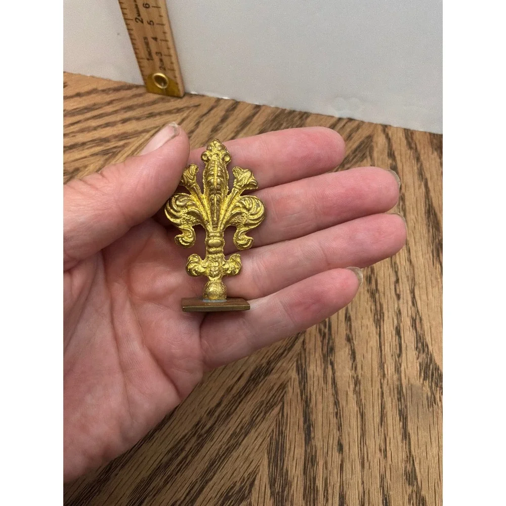 Unbranded vintage brass
